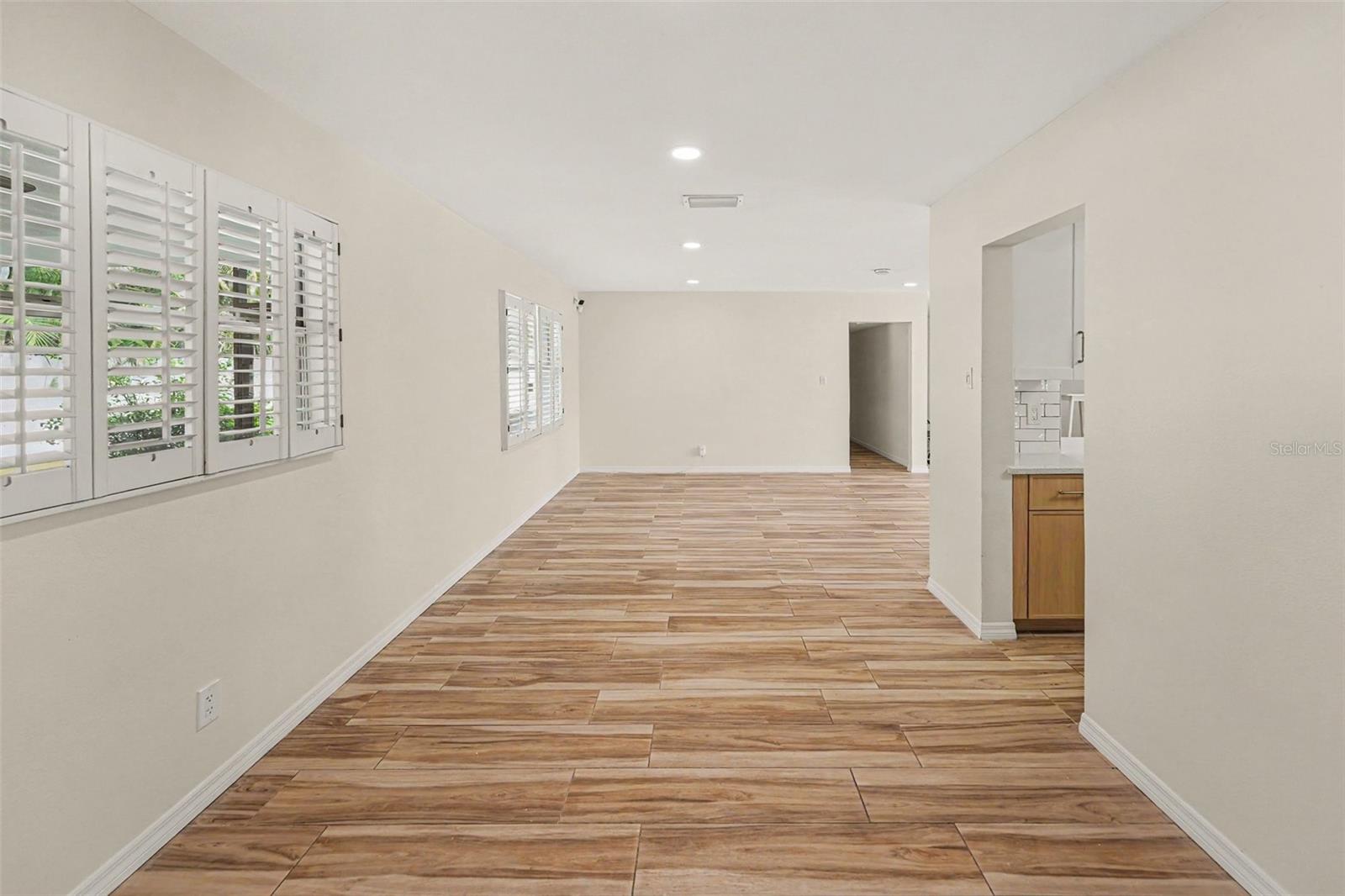 3936 E EDEN ROC CIR #1 — photo 11