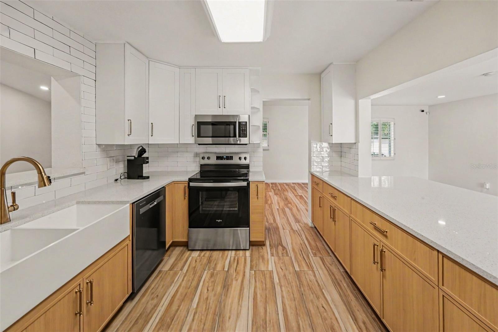 3936 E EDEN ROC CIR #1 — photo 7