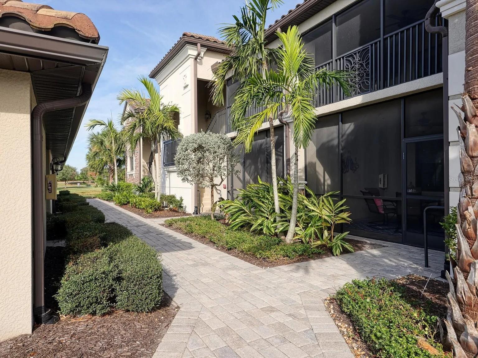 5558 PALMER CIR #101 — photo 45