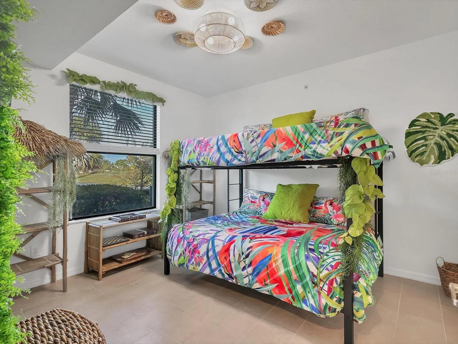 5558 PALMER CIR #101 — photo 33