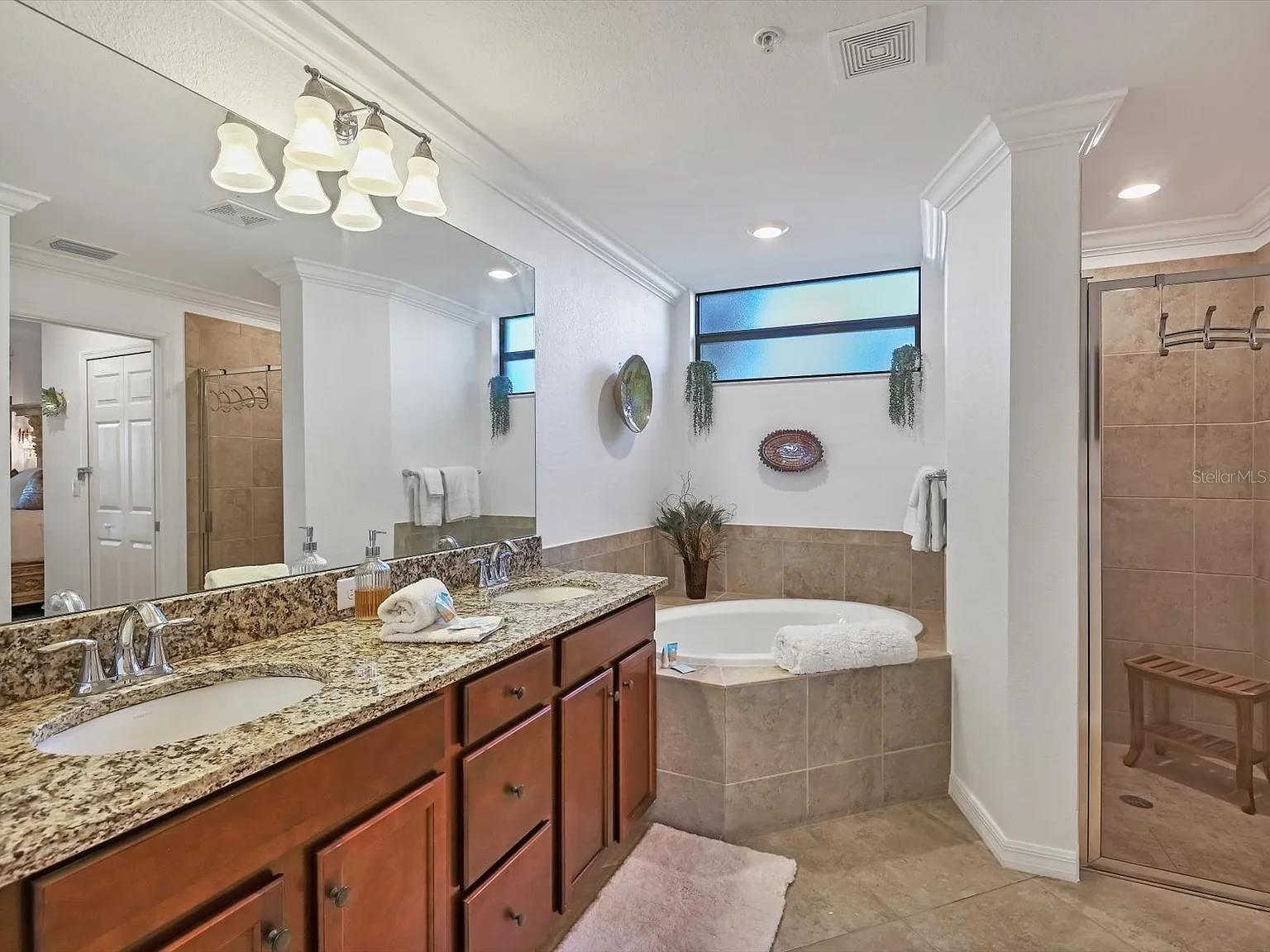 5558 PALMER CIR #101 — photo 26
