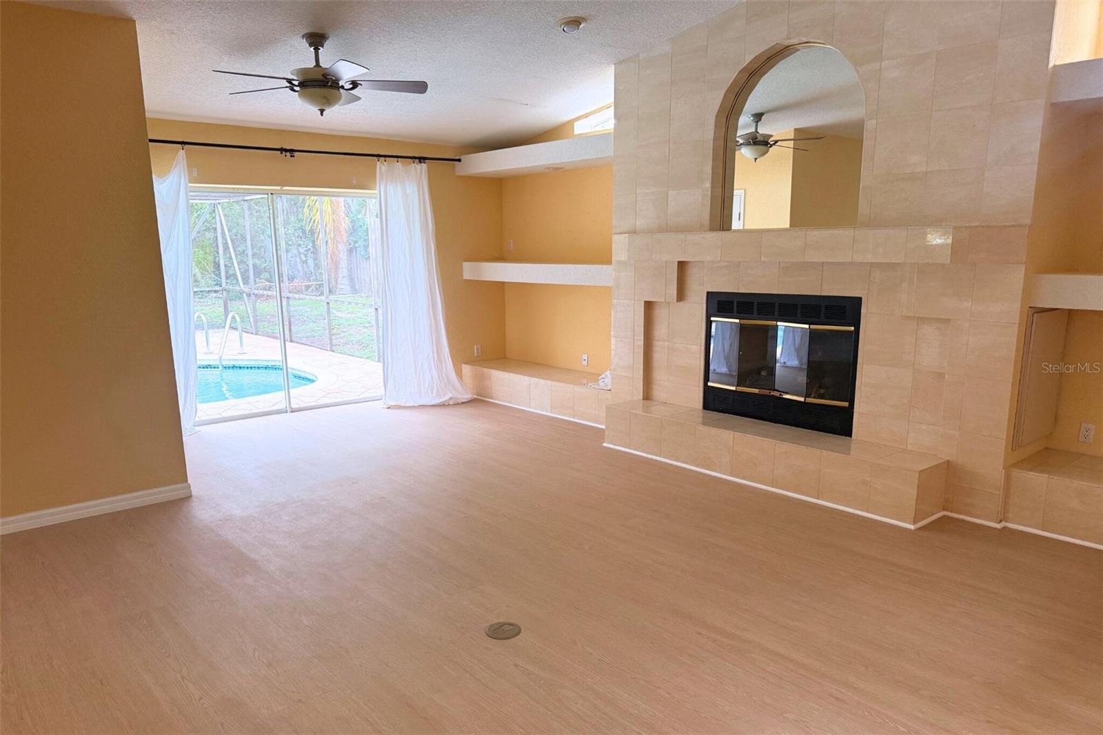 8748 FOREST LAKE DR — photo 10