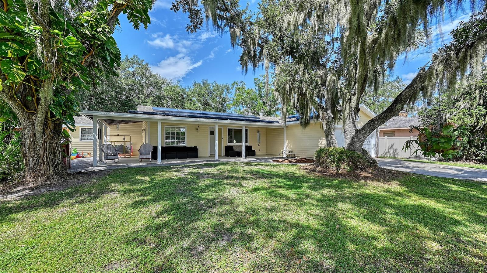 5107 WOODLAWN CIR W — photo 3