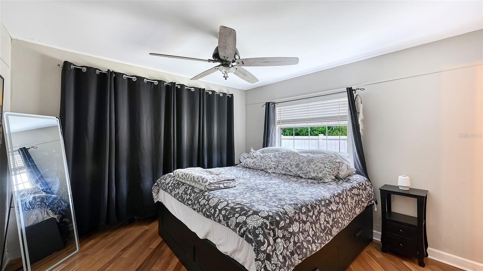 5107 WOODLAWN CIR W — photo 15