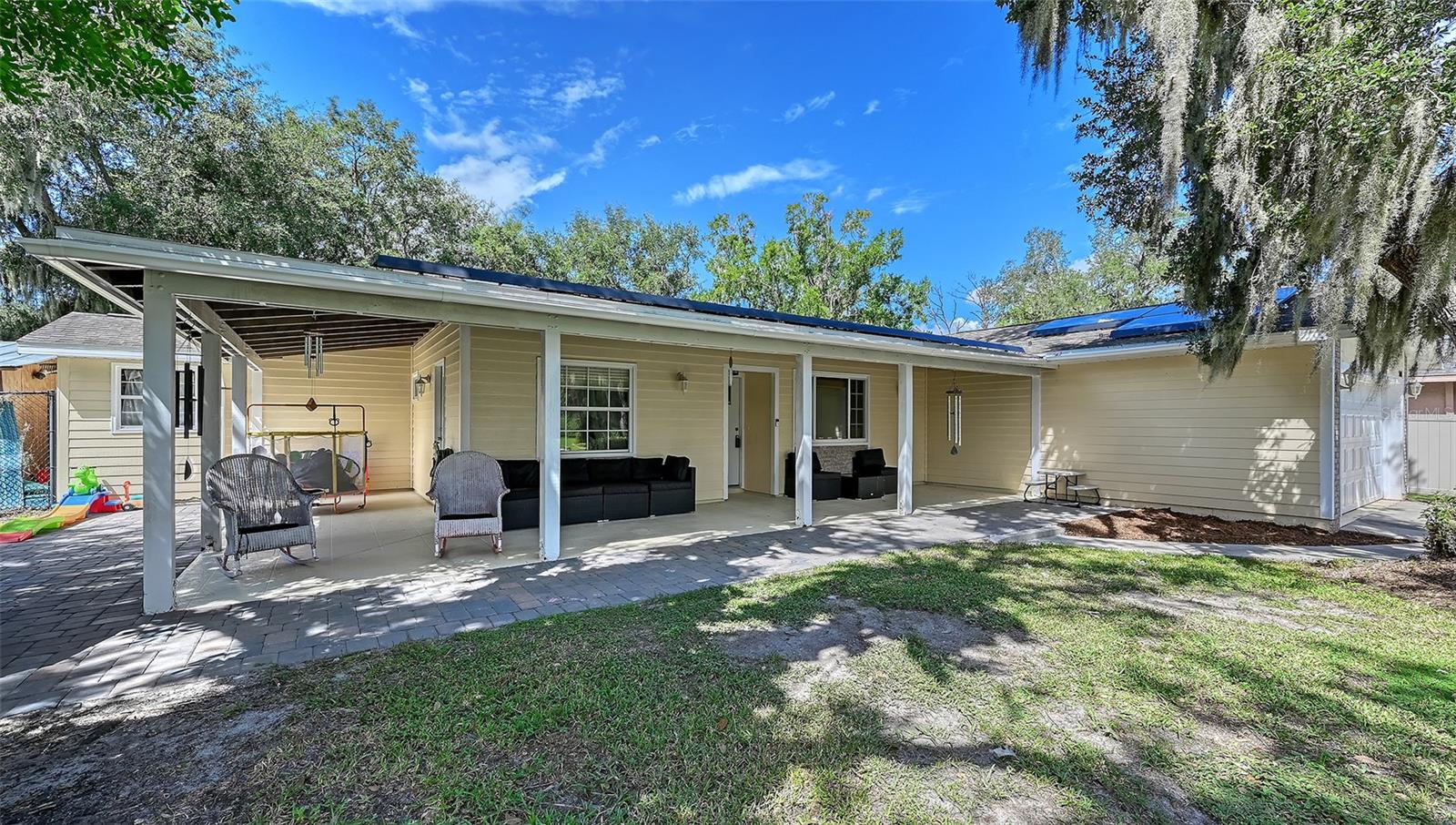 5107 WOODLAWN CIR W — photo 4