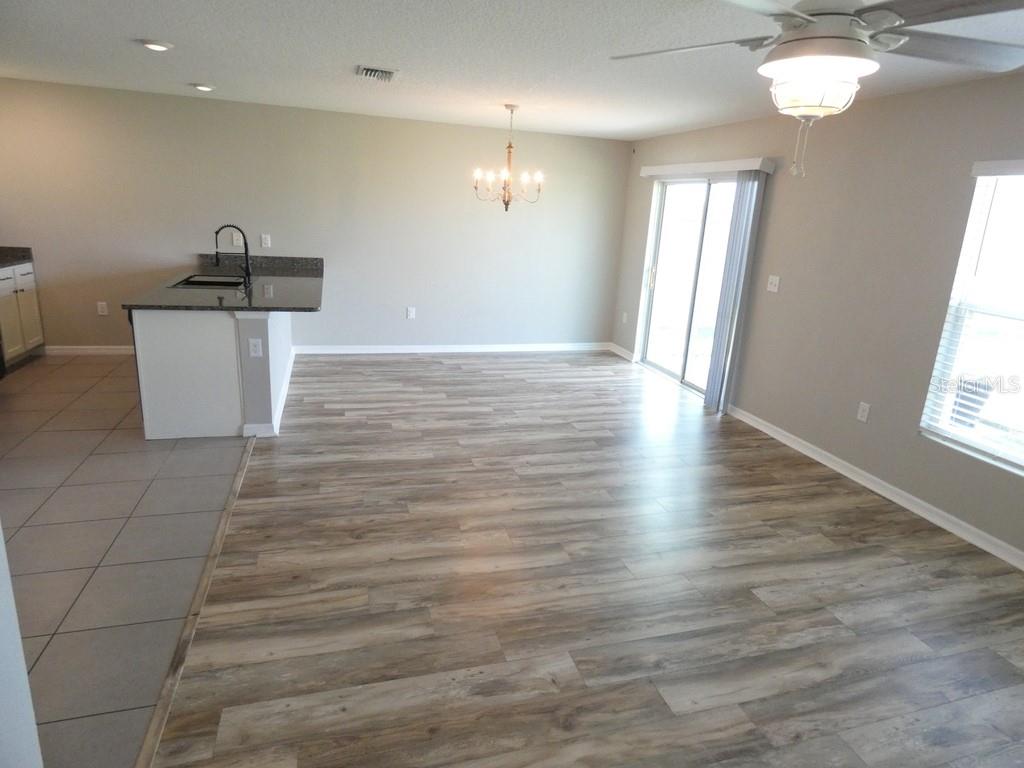 Home in ZEPHYRHILLS — photo 32