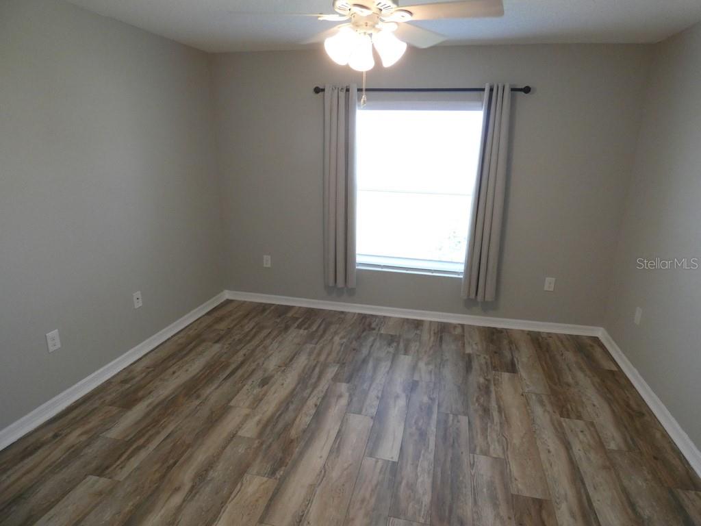 Home in ZEPHYRHILLS — photo 30