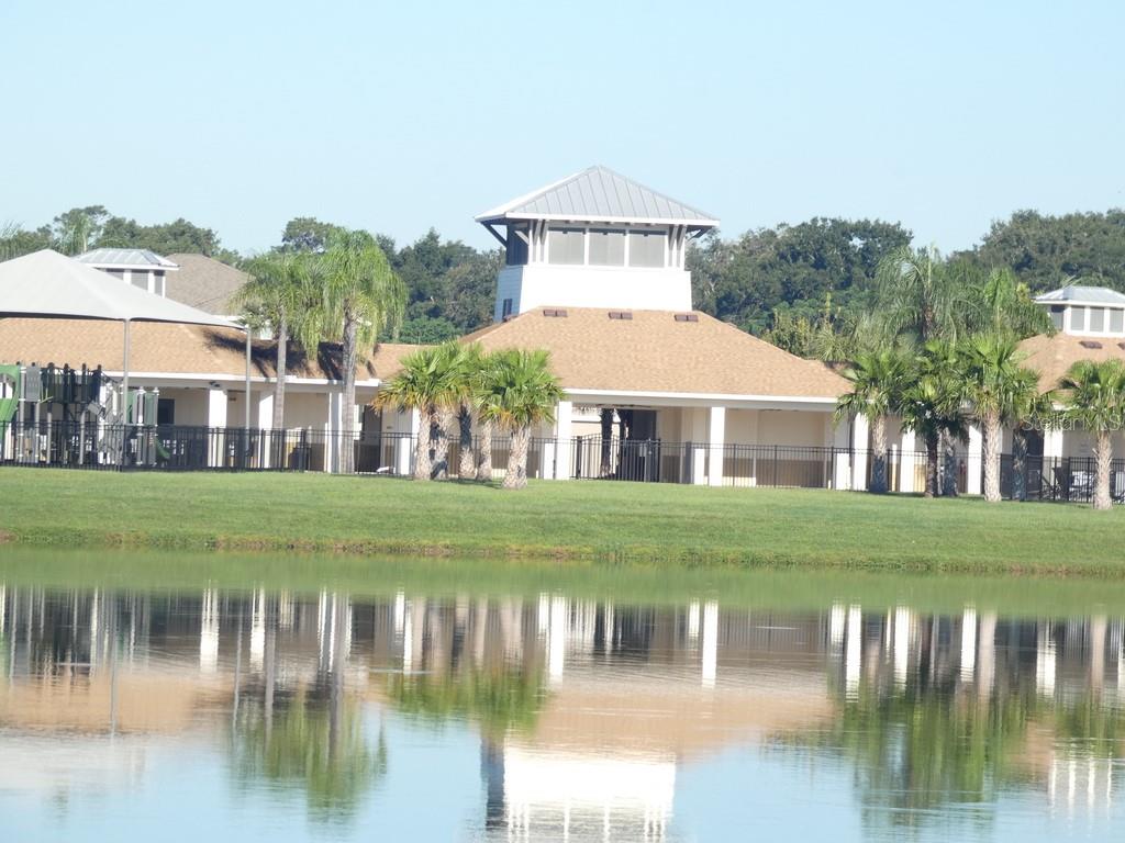 Home in ZEPHYRHILLS — photo 8