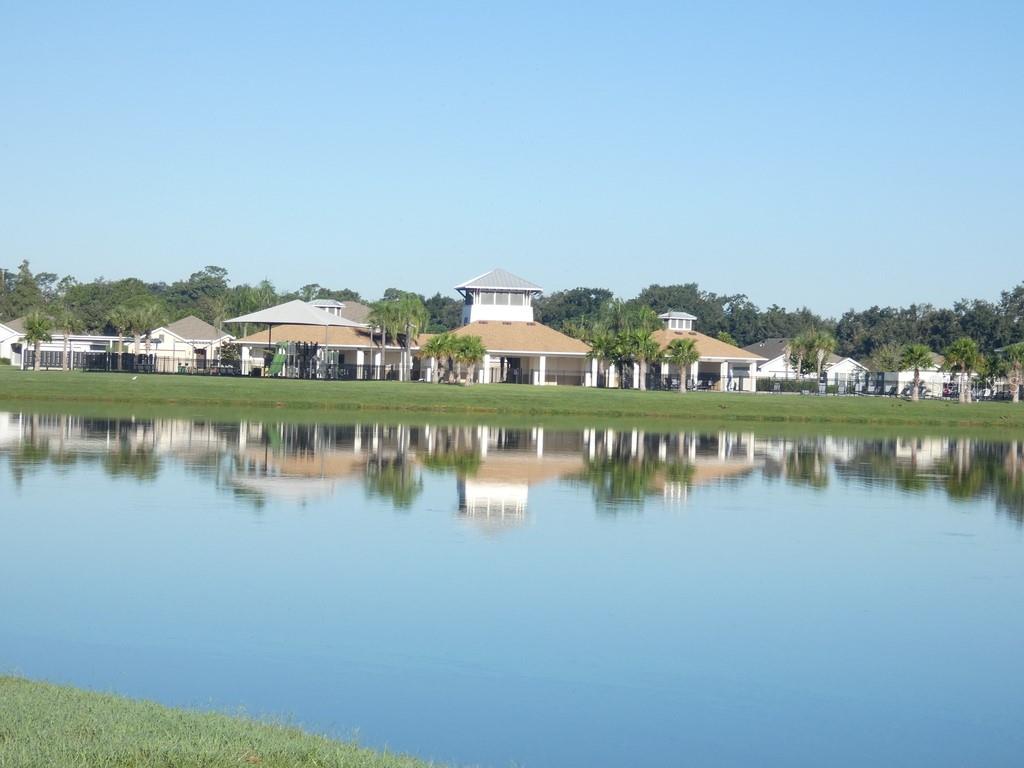 Home in ZEPHYRHILLS — photo 4