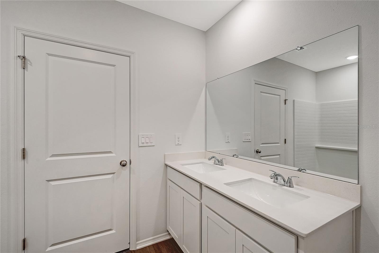 4413 BOXELDER AVE — photo 9
