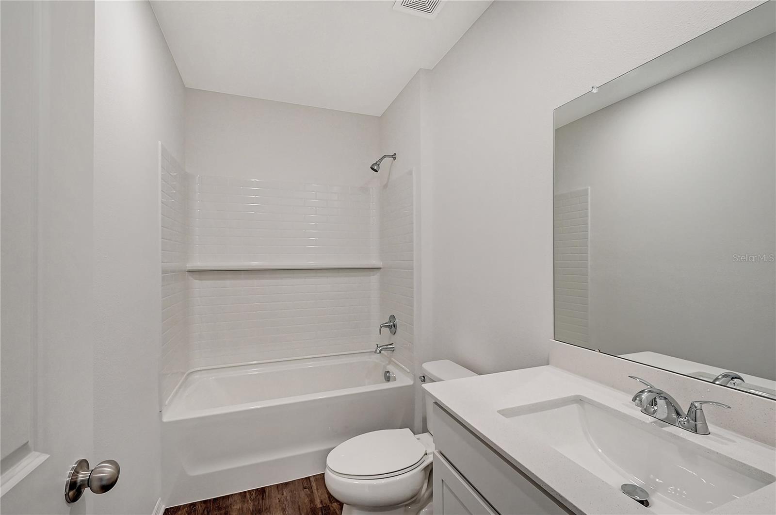 4413 BOXELDER AVE — photo 12
