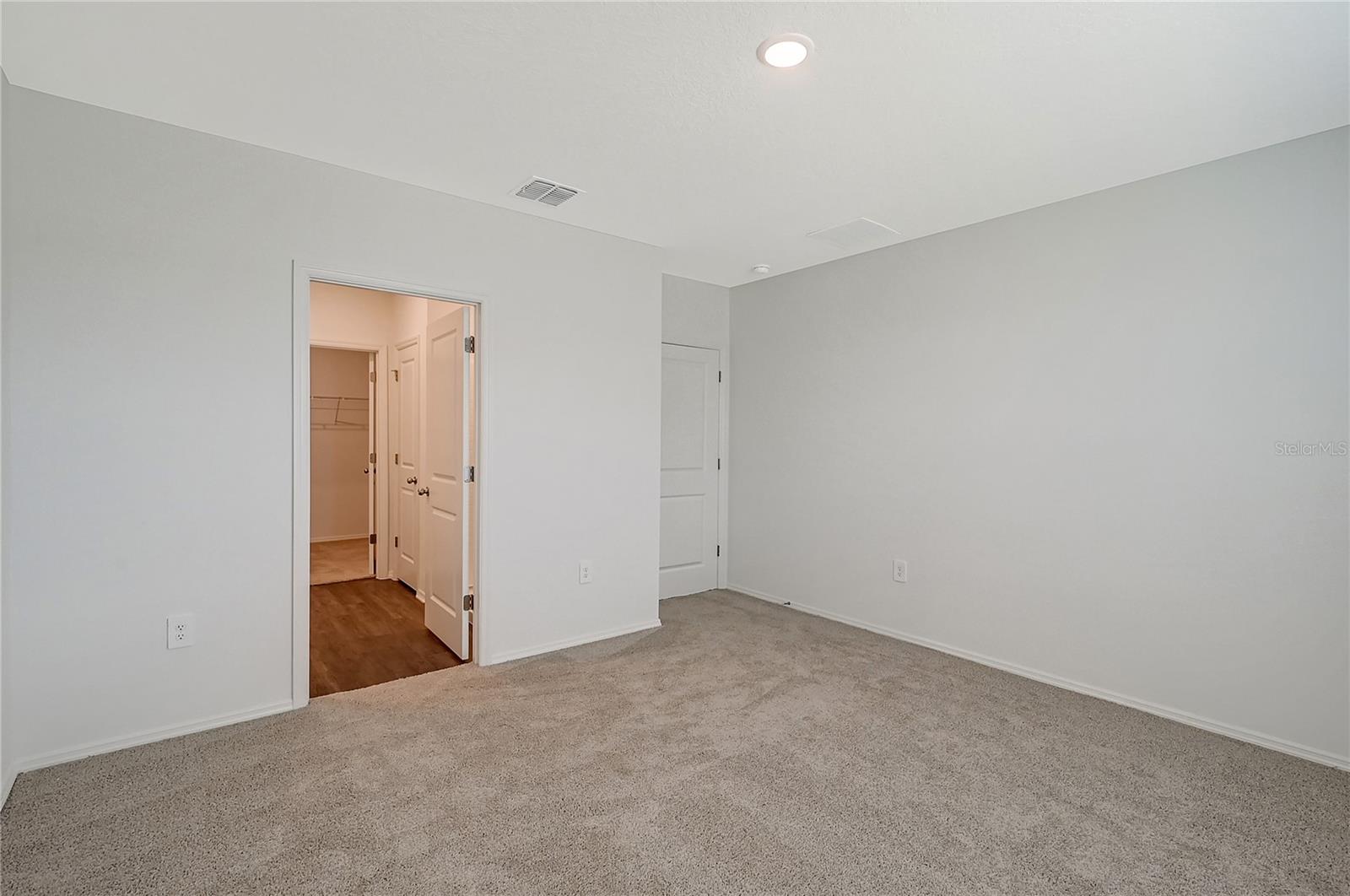 4413 BOXELDER AVE — photo 7