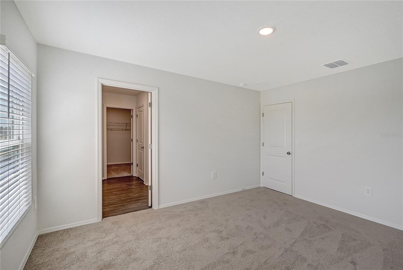 11410 LAKE LOUISA TER — photo 9