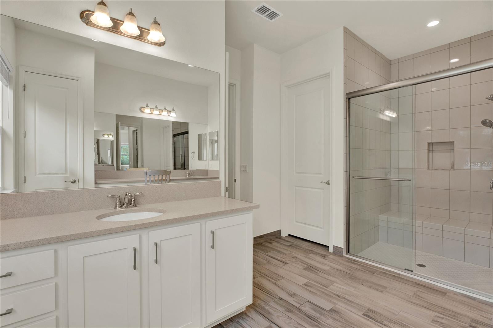 4923 PAMPLONA CT — photo 16