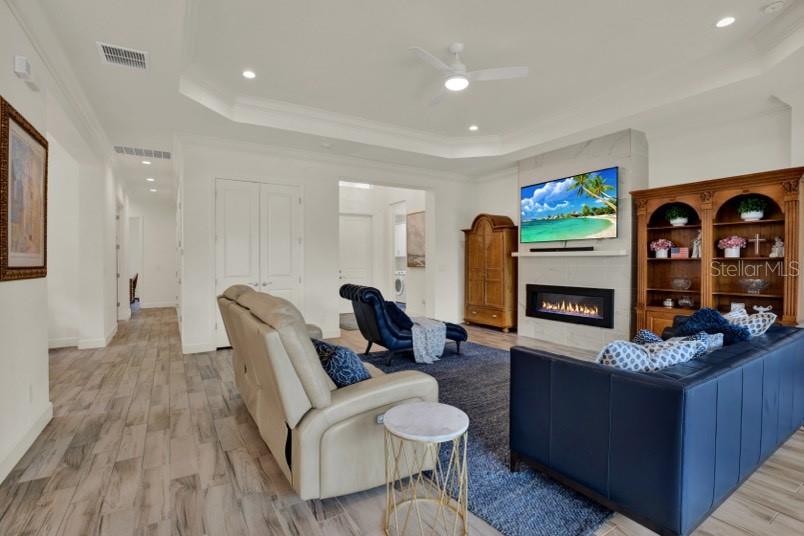 4923 PAMPLONA CT — photo 3