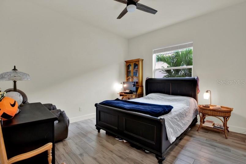 4923 PAMPLONA CT — photo 23