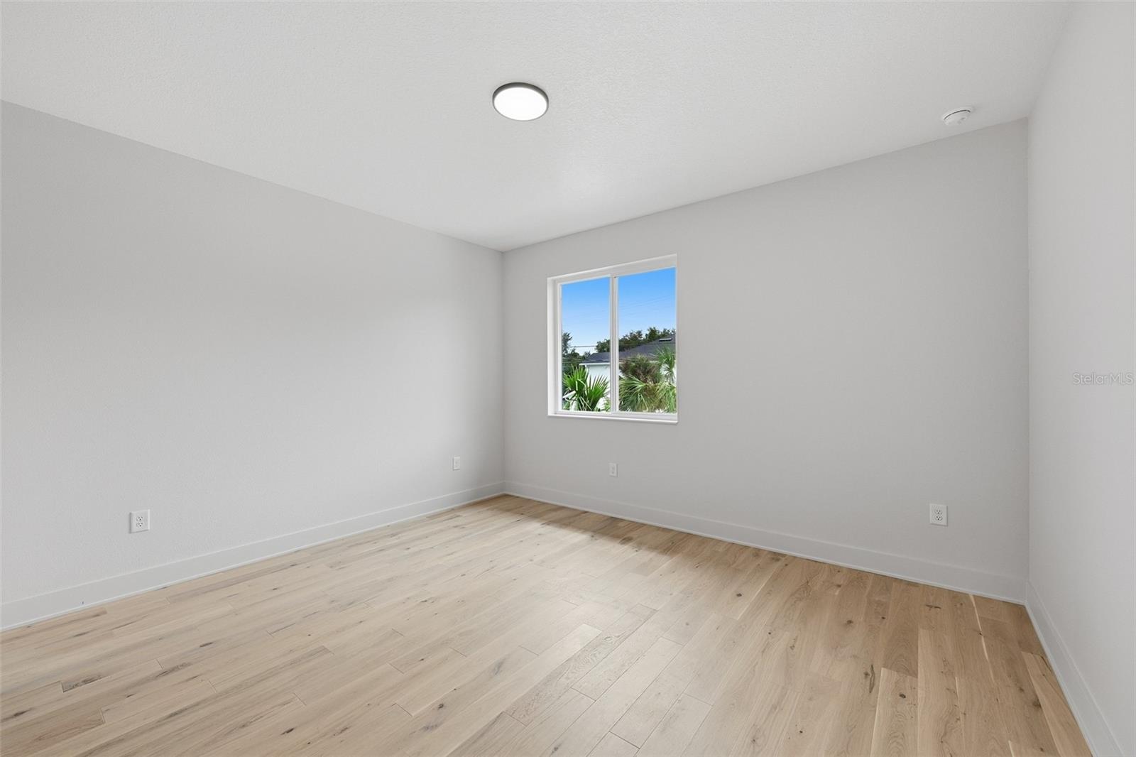 3205 W WYOMING AVE — photo 47