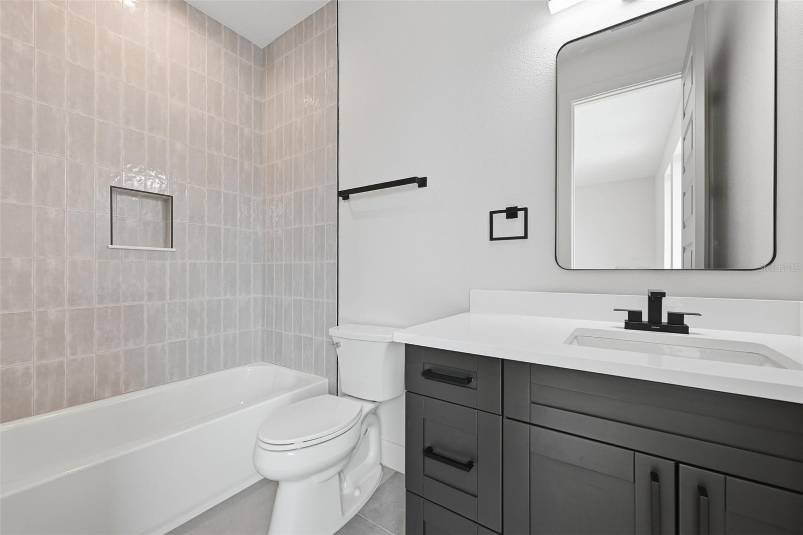 3205 W WYOMING AVE — photo 56