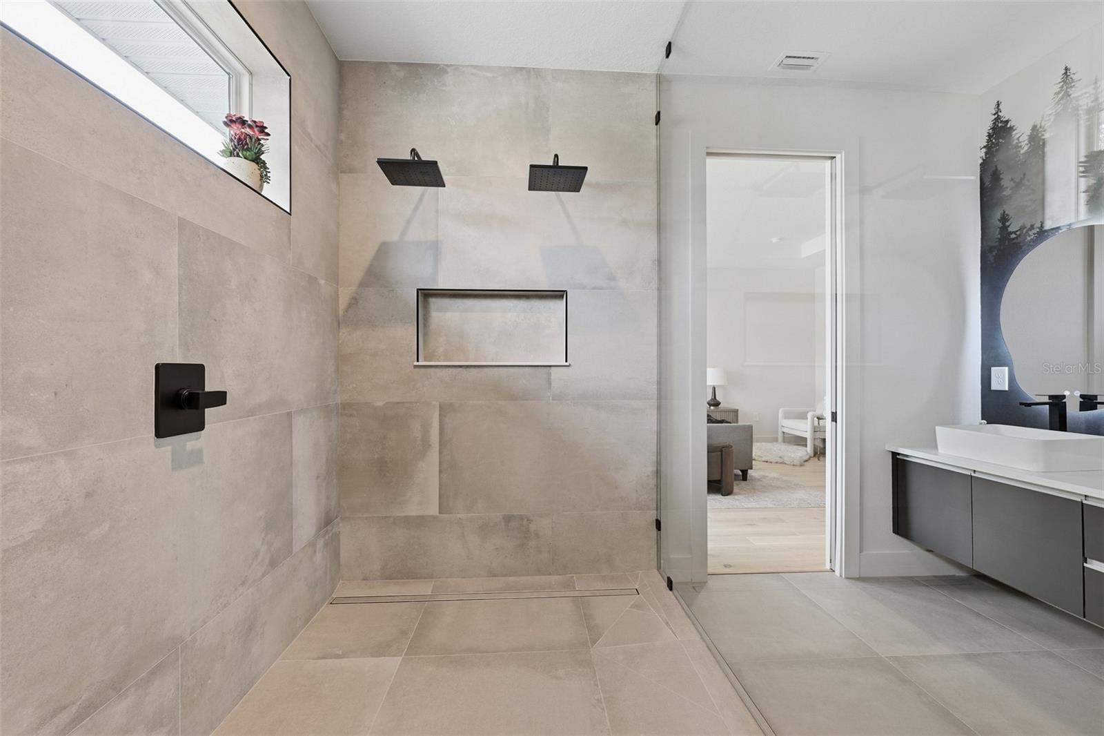 3205 W WYOMING AVE — photo 40