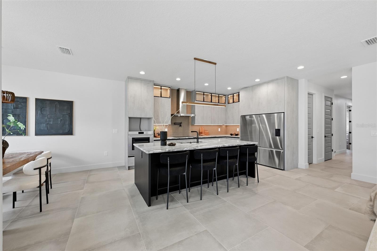 3205 W WYOMING AVE — photo 9