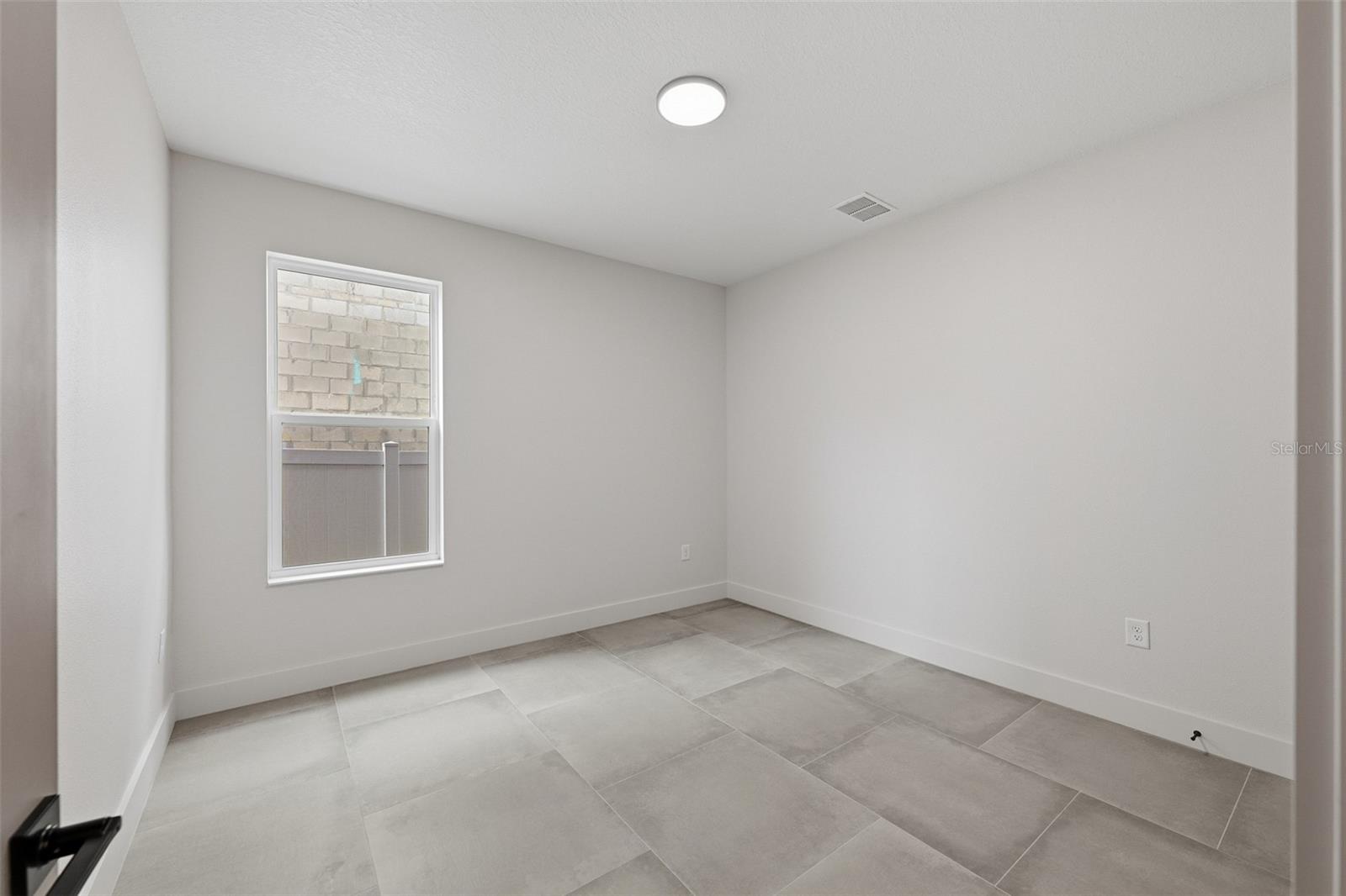 3205 W WYOMING AVE — photo 25