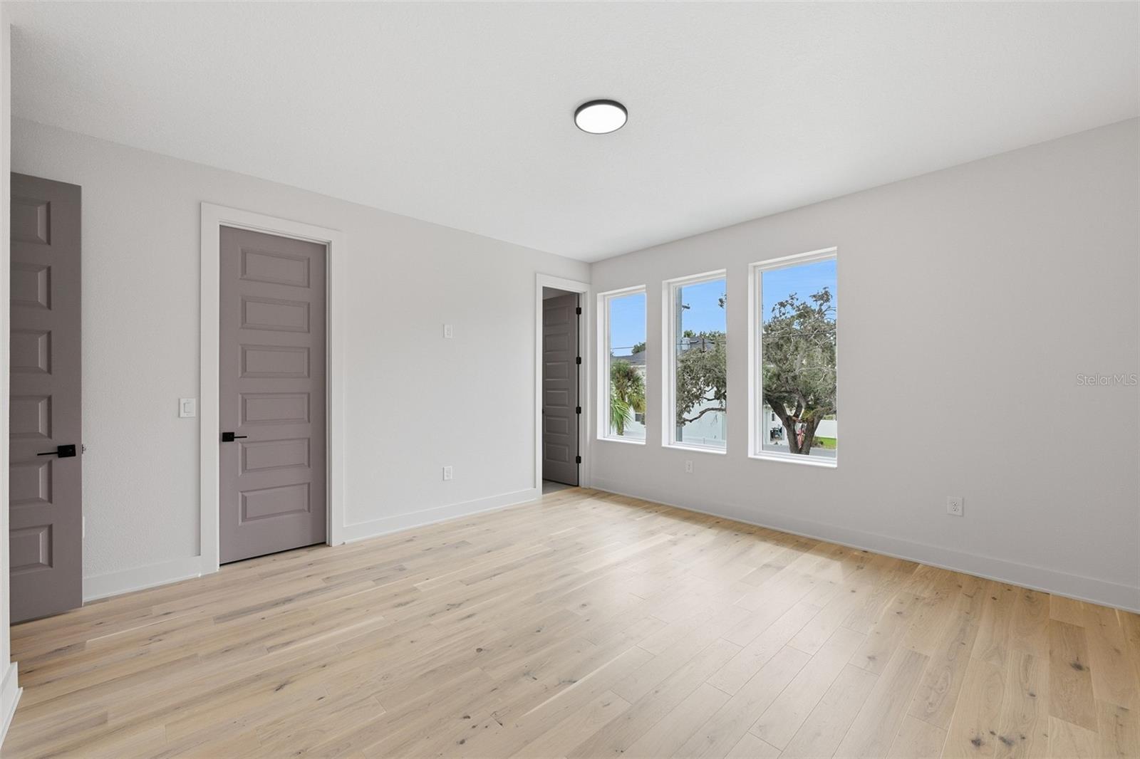 3205 W WYOMING AVE — photo 54