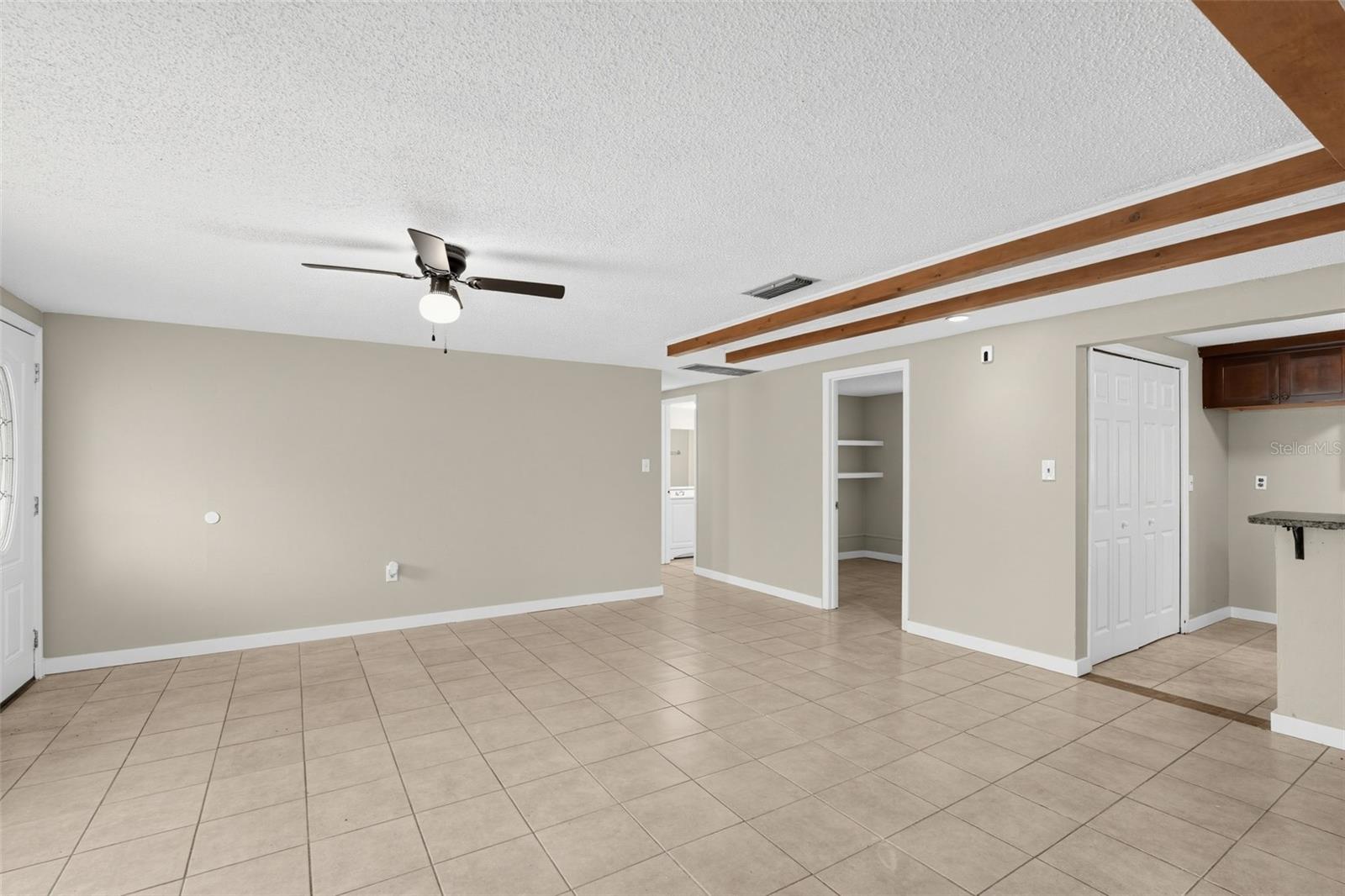 1512 RUSSELL AVE — photo 12