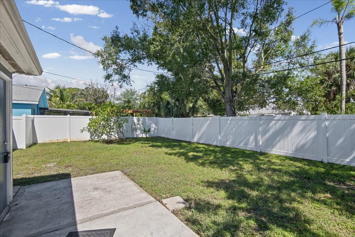 2818 UPTON ST S — photo 23