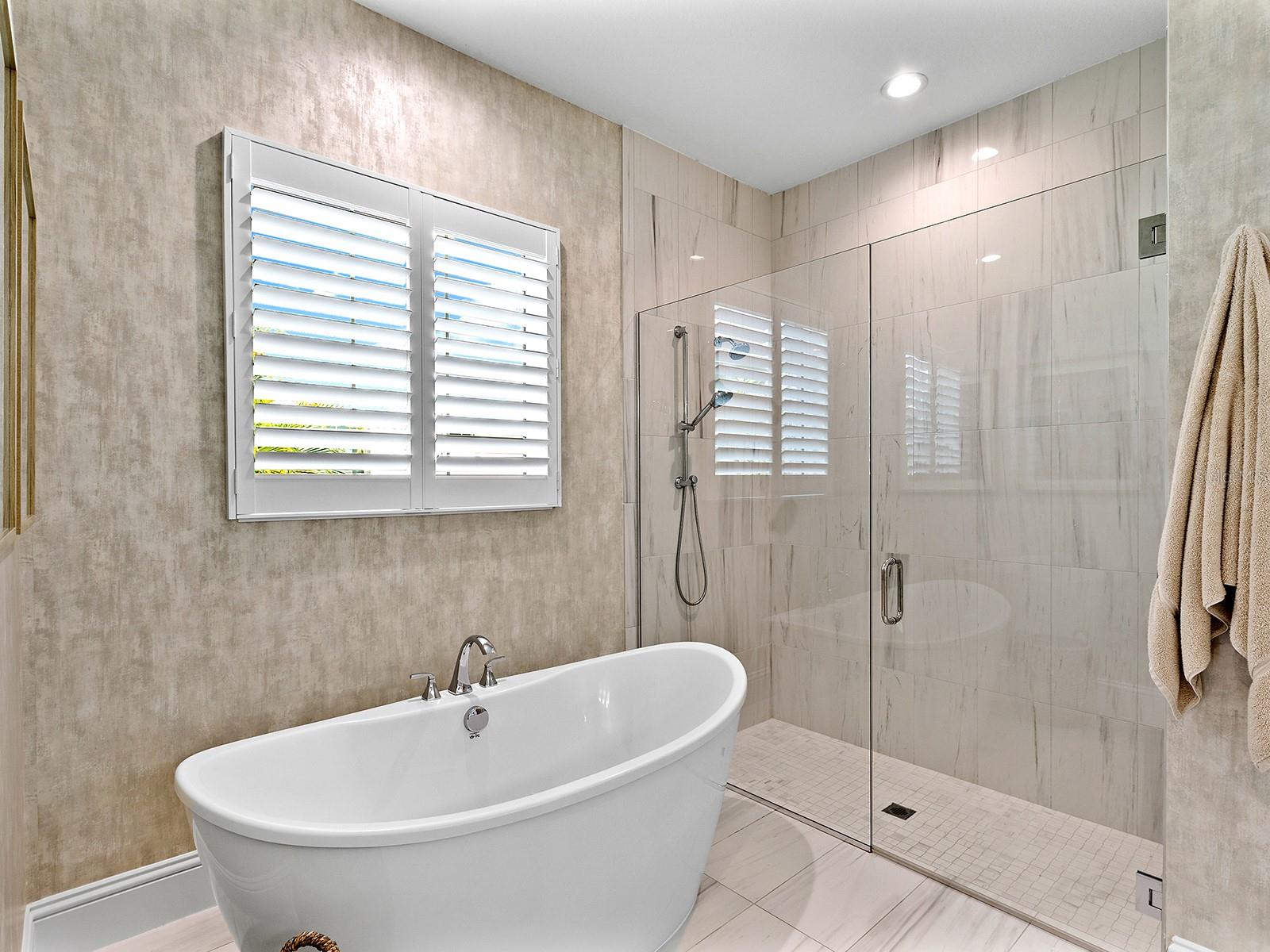 8242 PAVIA WAY — photo 42