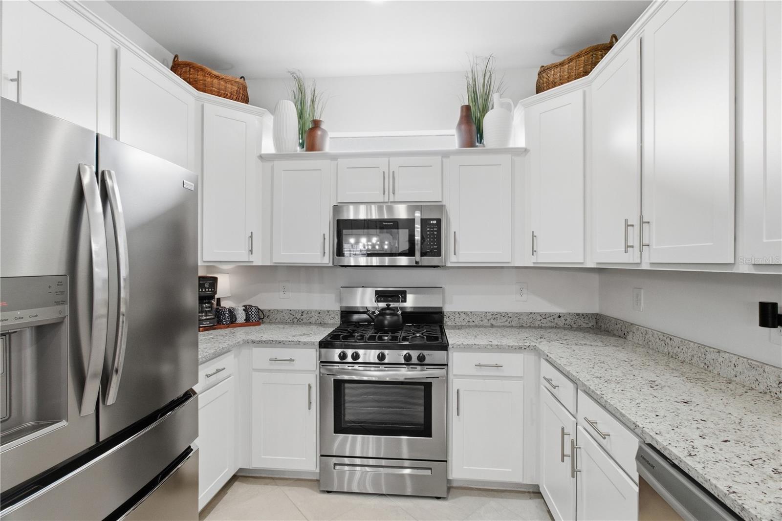 15606 SUNNY DAY DR — photo 26