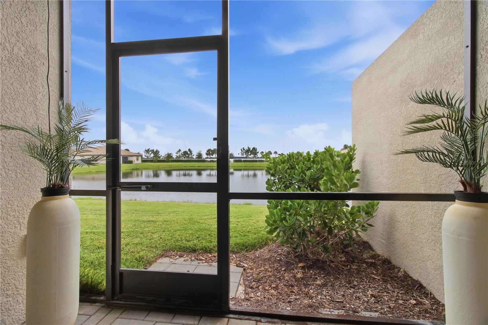 15606 SUNNY DAY DR — photo 39