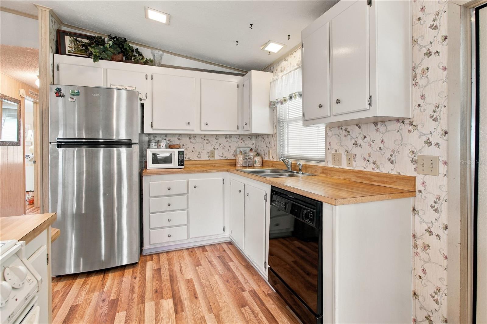 3411 JUDITH DR — photo 10