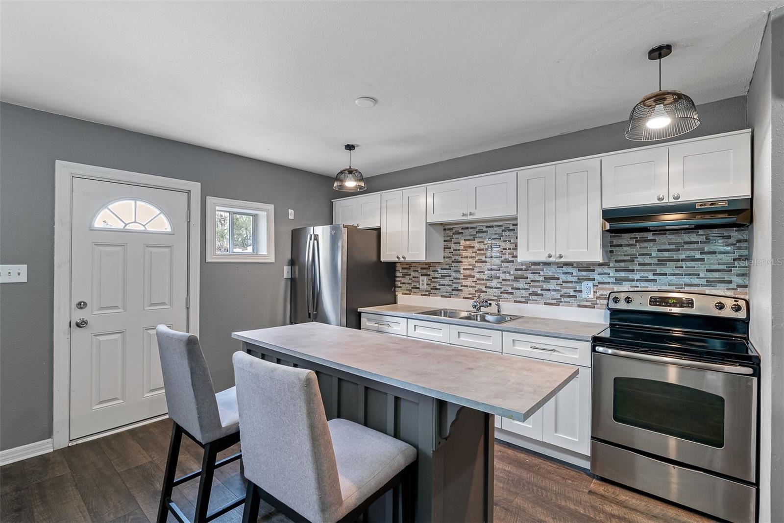 3701 TEMPLE ST #1 — photo 36