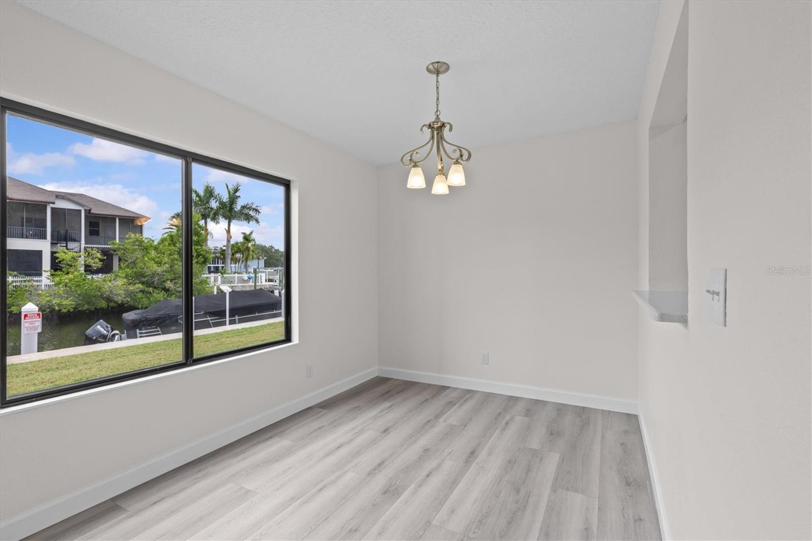 381 MOORINGS COVE DR #9B — photo 4