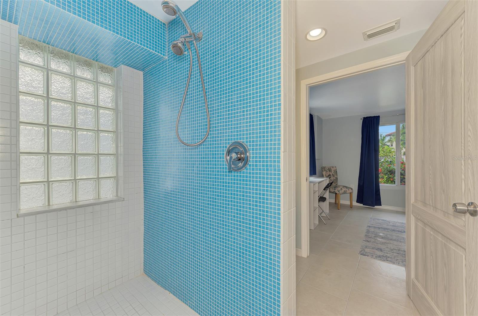 387 AVENIDA MILANO — photo 25