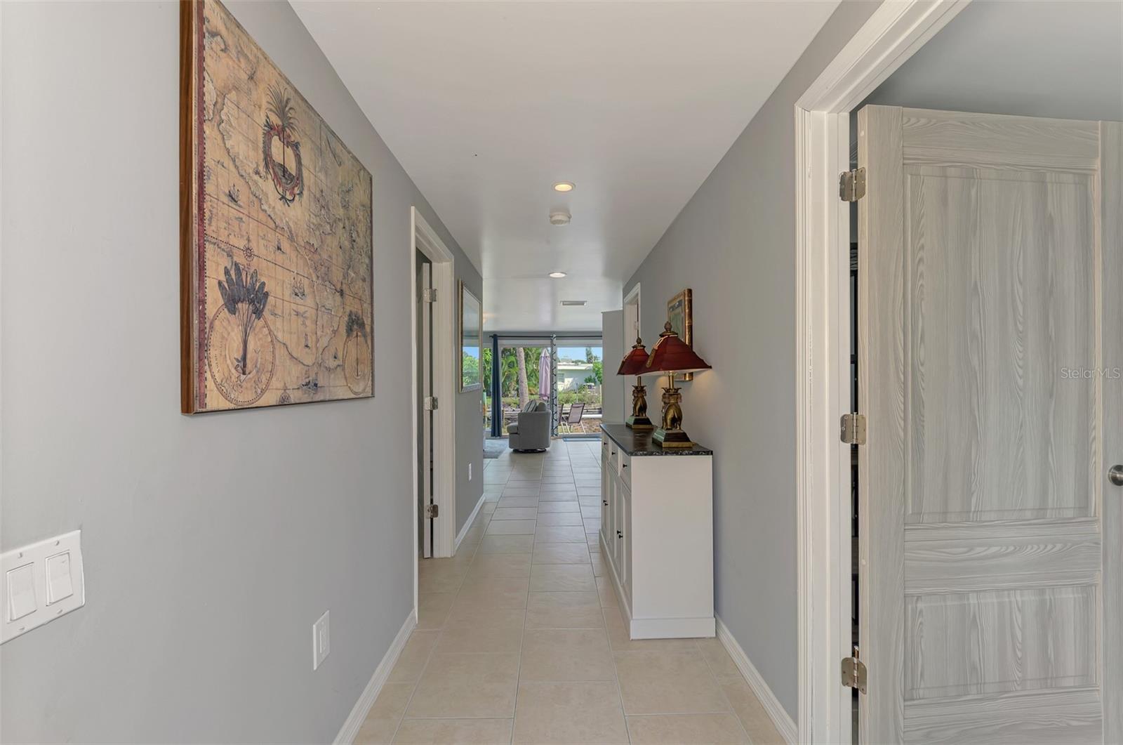 387 AVENIDA MILANO — photo 9