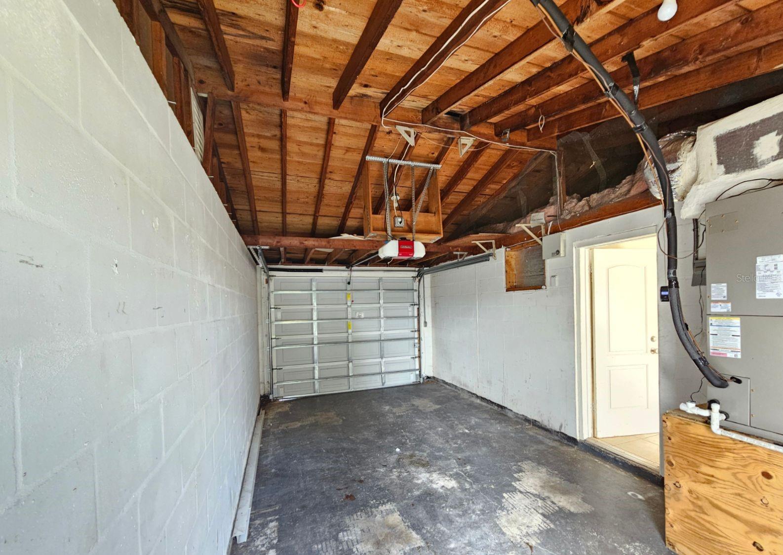 4332 NEWBURY DR — photo 13