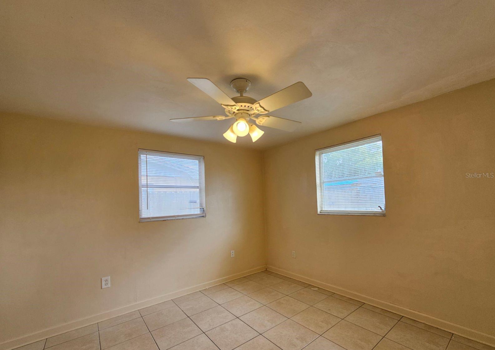 4332 NEWBURY DR — photo 12
