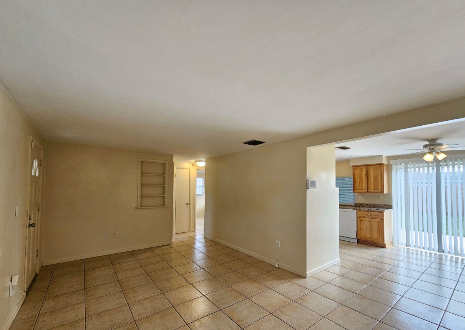 4332 NEWBURY DR — photo 5