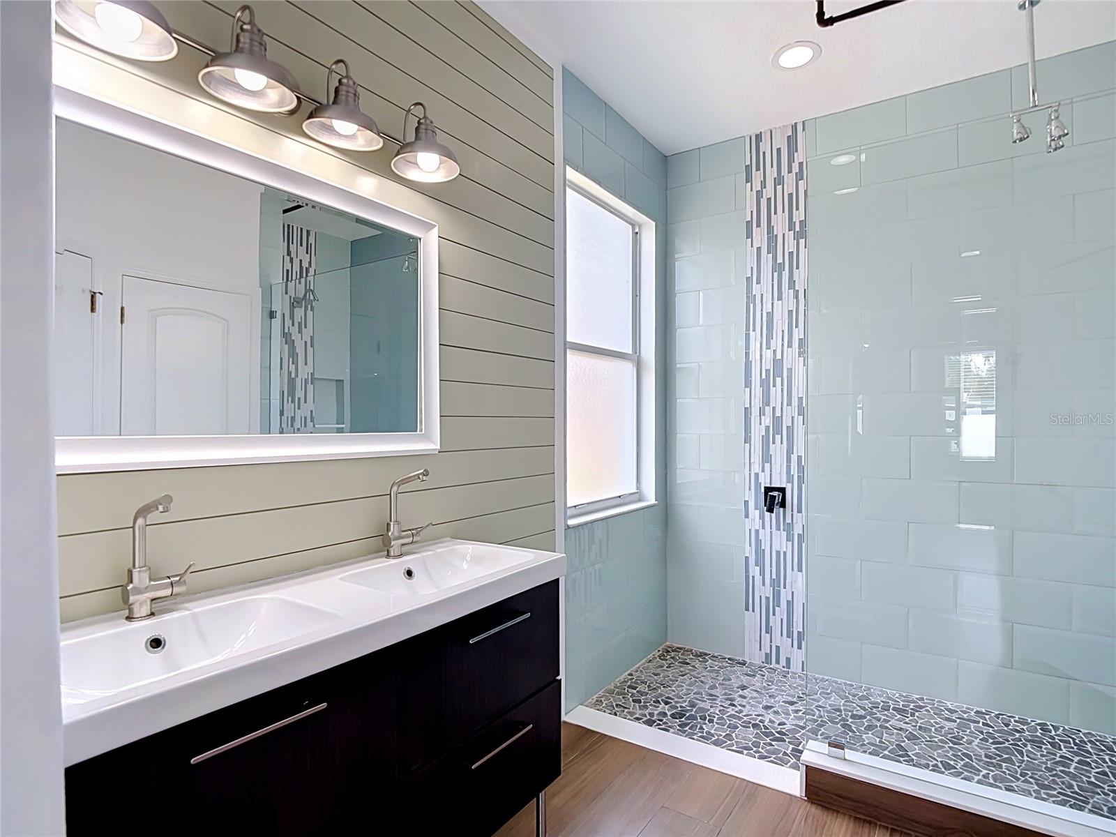 18316 CYPRESS HAVEN DR — photo 21