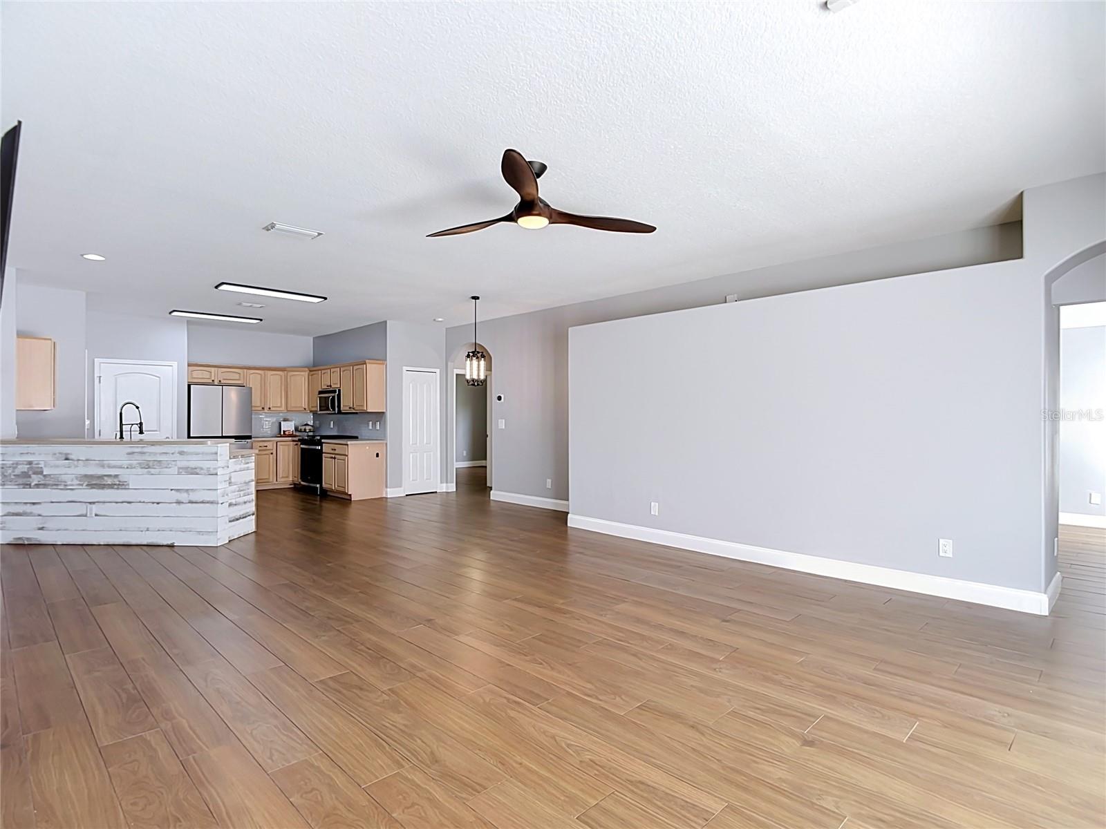 18316 CYPRESS HAVEN DR — photo 11