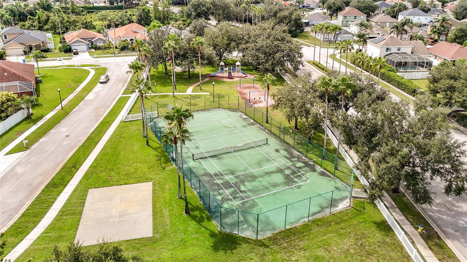 18316 CYPRESS HAVEN DR — photo 41