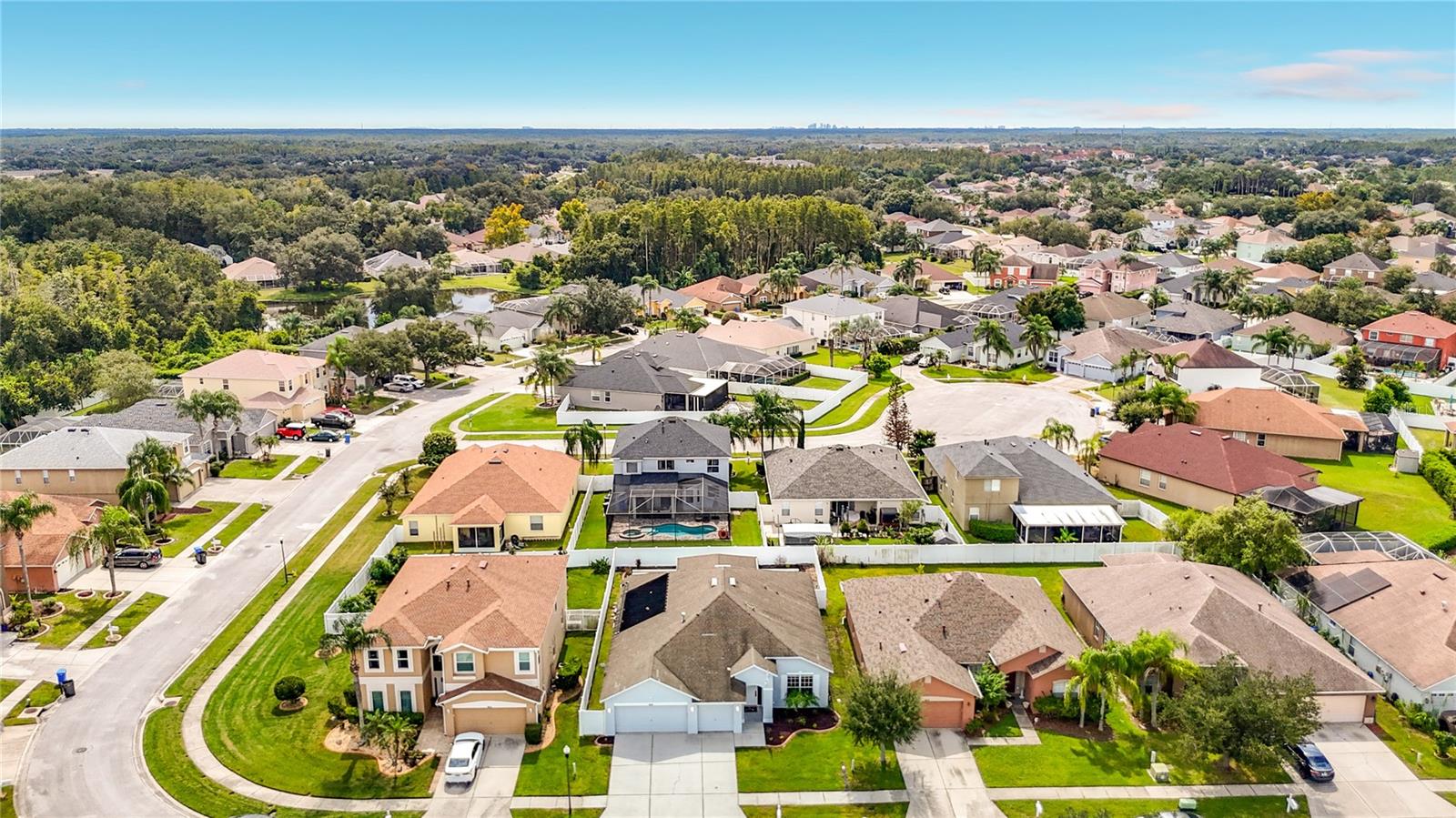 18316 CYPRESS HAVEN DR — photo 39