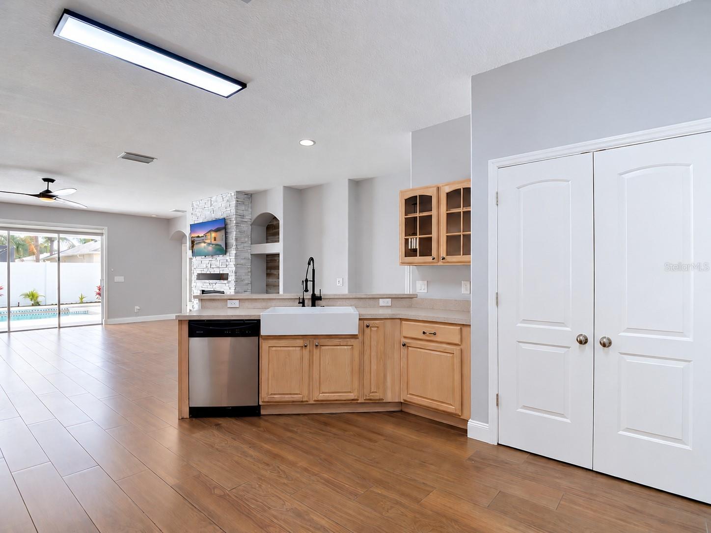18316 CYPRESS HAVEN DR — photo 17