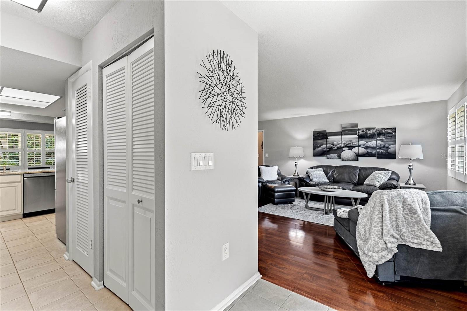 179 SUNSHINE DR — photo 4