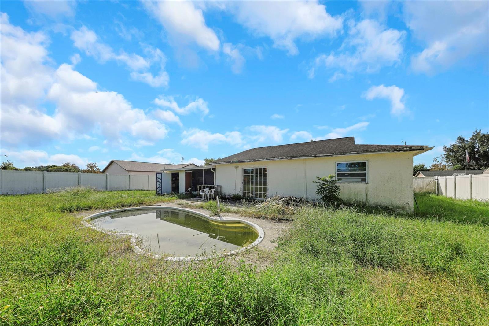 12023 MAHOGANY DR — photo 19