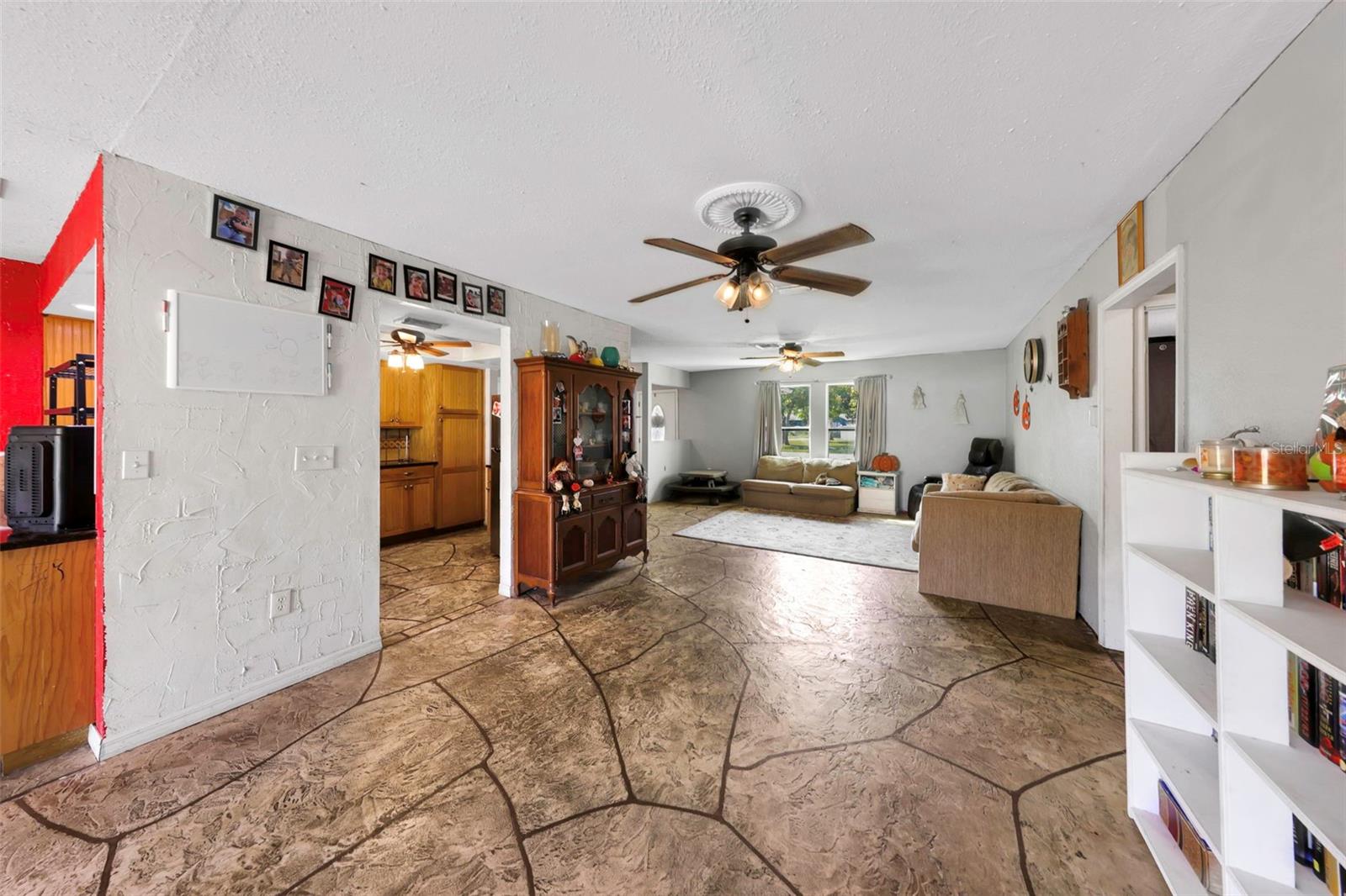 12023 MAHOGANY DR — photo 9