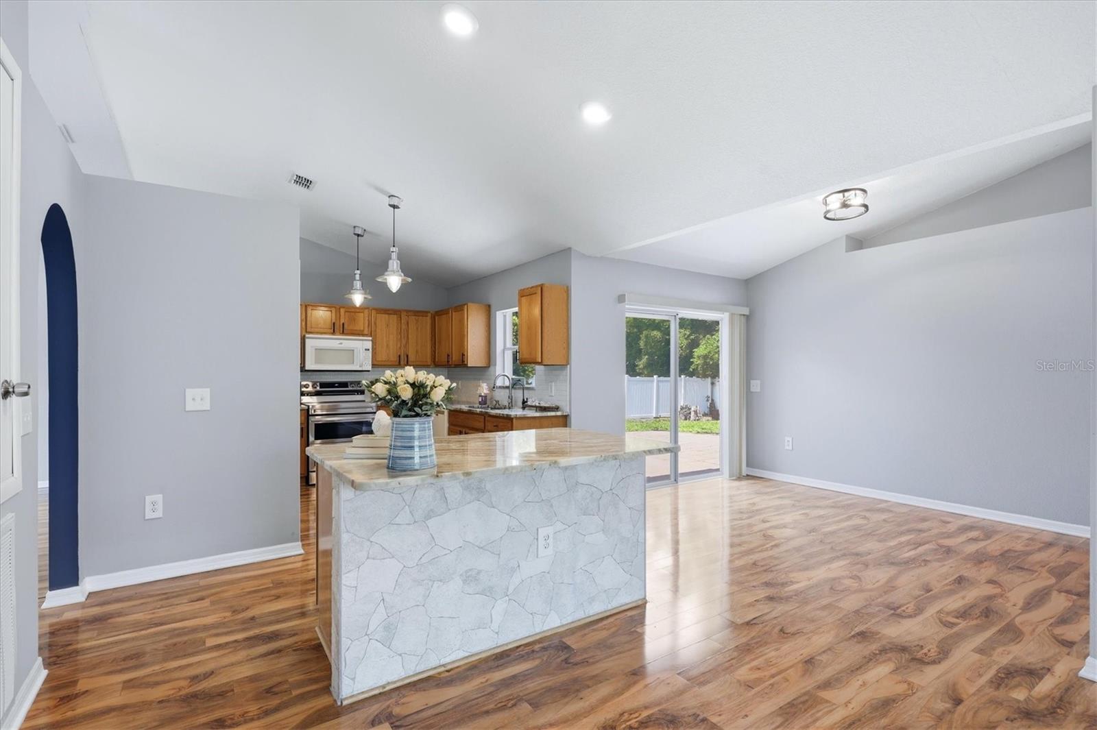 3763 CINDERELLA RD — photo 7