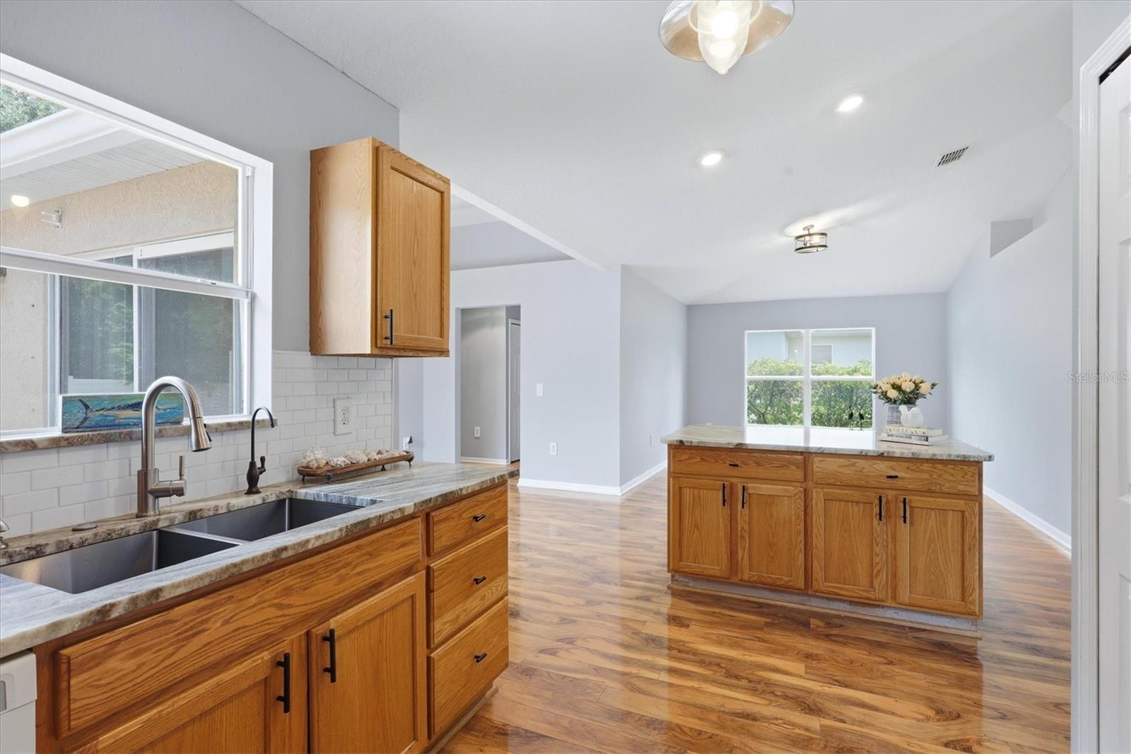 3763 CINDERELLA RD — photo 14