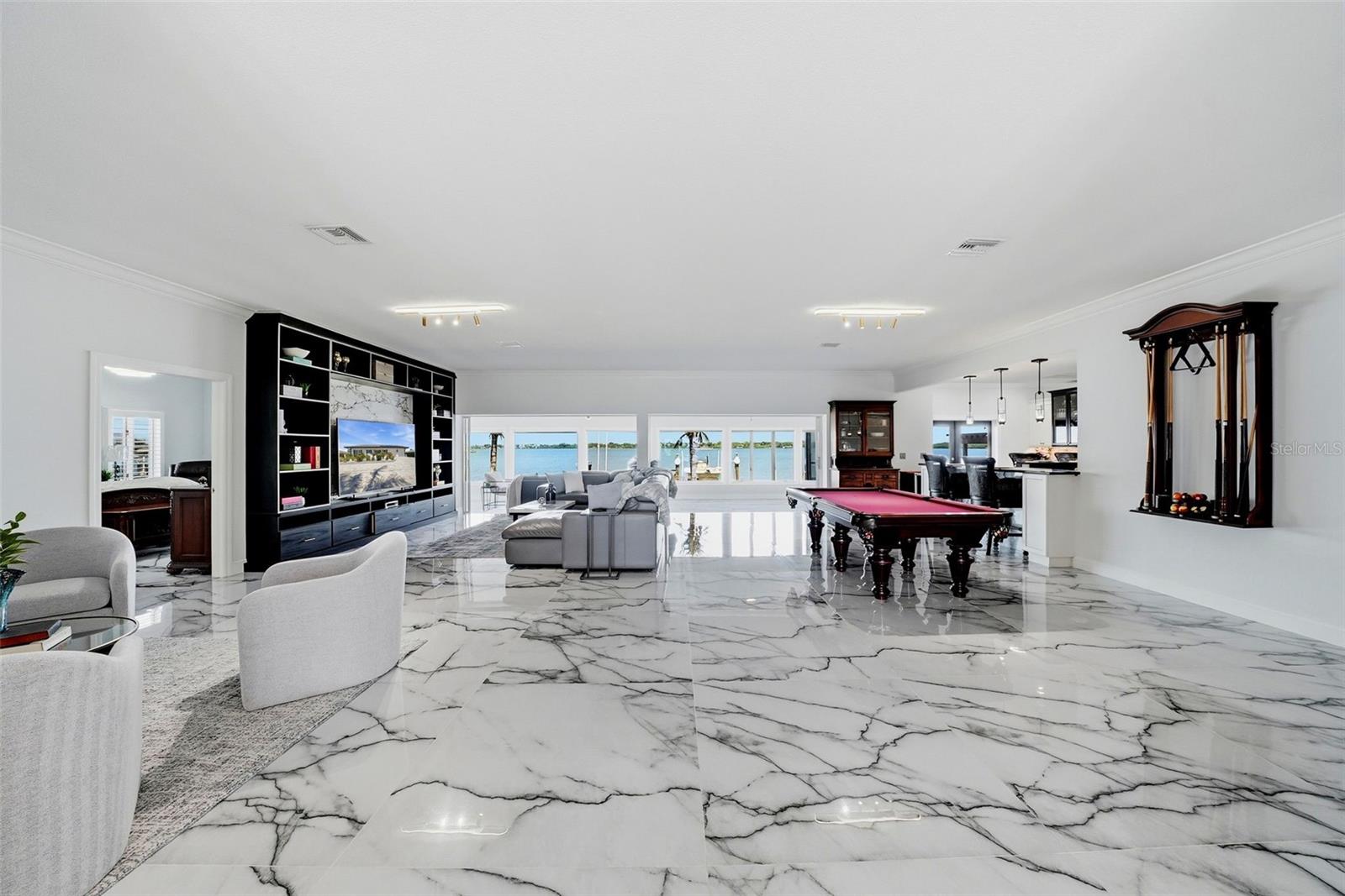 5207 BAY STATE RD — photo 21